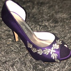 Brand new deep purple formal heels